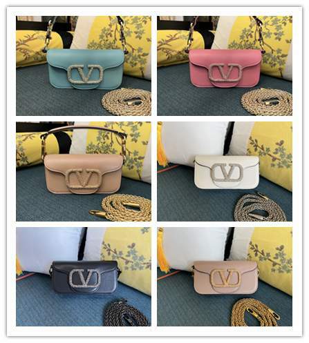 Picture of Valentino Handbags _SKUfw128025011fw